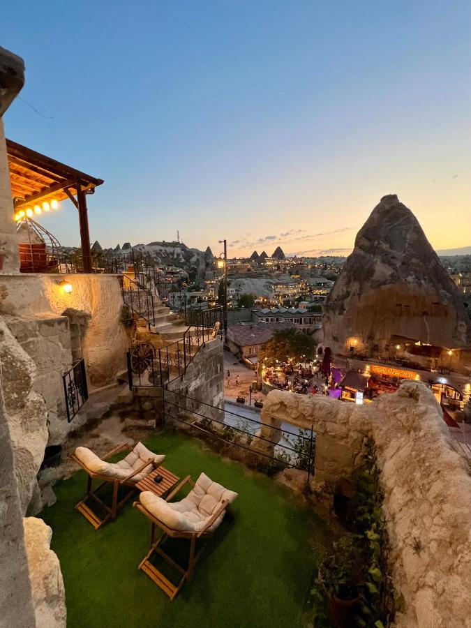 Castle Cave Hotel Гореме Экстерьер фото