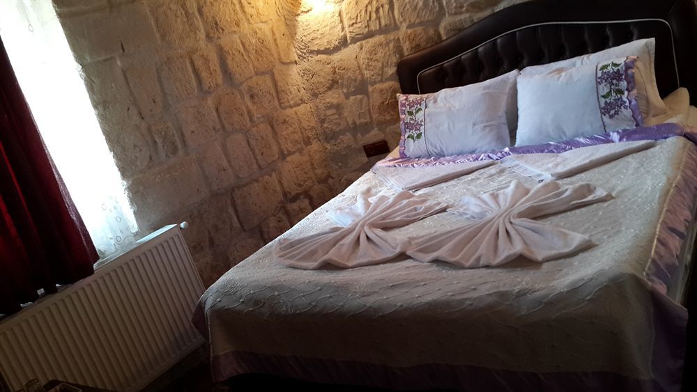 Castle Cave Hotel Гореме Экстерьер фото